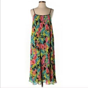 Beautiful Floral Loft Maxi Dress, Size Sm